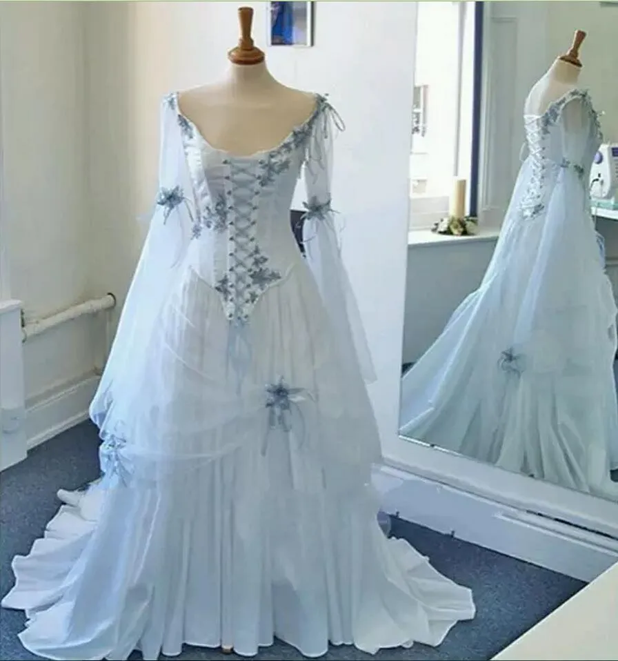 Vintage Celtica Abiti Da Sposa Bianco E Blu Pallido Colorato Medievale Abito Da Sposa Scoop