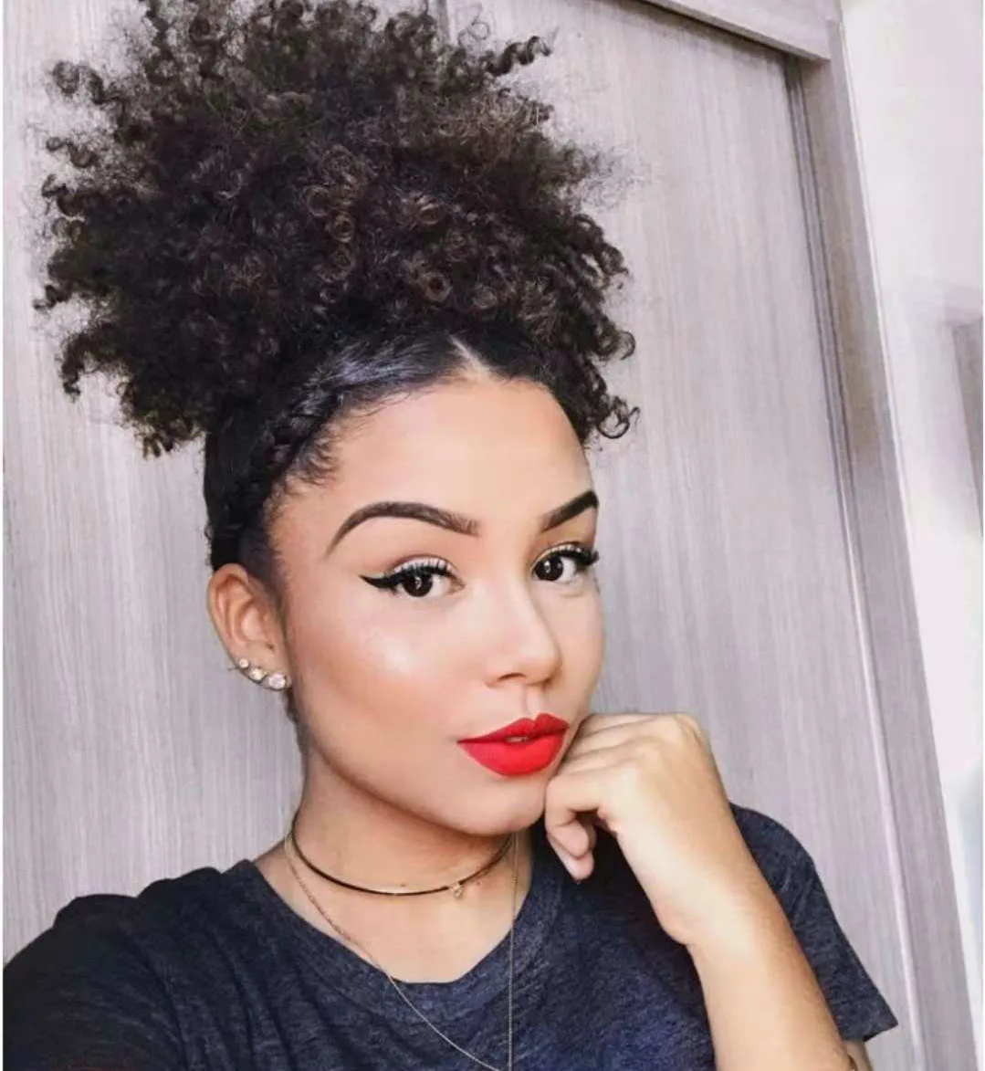 Afro Bun Puff Curly Drawstring Hår Pony Tail Clip In Human Black Hair Ponytail 100% Malaysisk Human Hair Drawstring Ponytail Extention