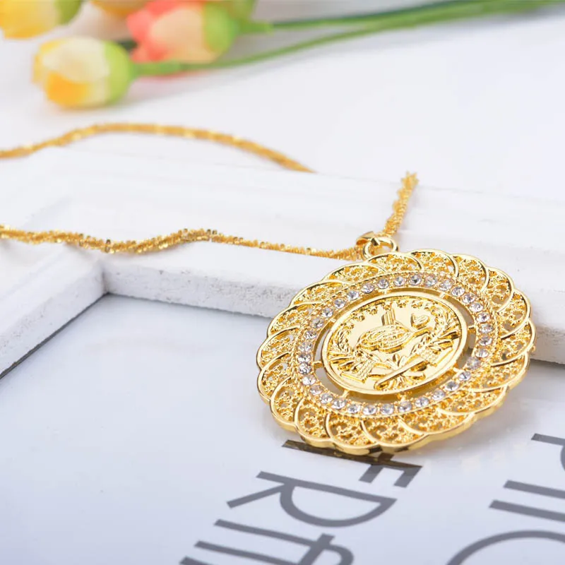 Pure gold coin shop necklace