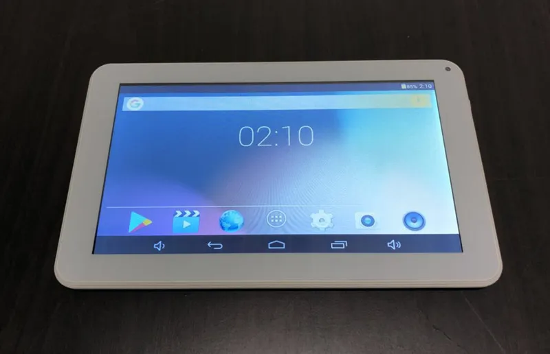 DHgate.com:9-Inch Android 4.4 Tablet PC with Quad-Core CPU, Dual 