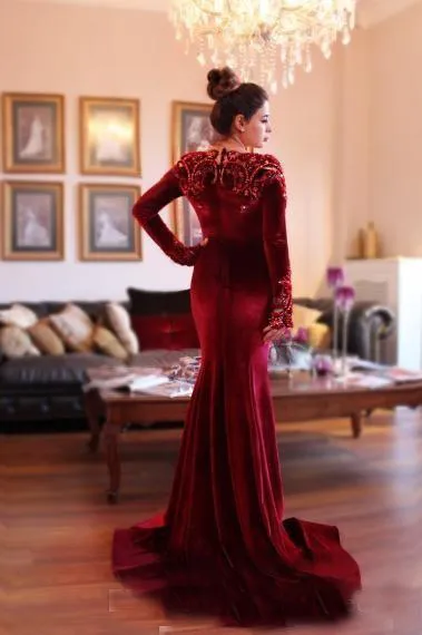 2019 Gorgeous Burgundy Dubai Muslim Evening Dresses Velvet Long Sleeves Luxury Beading Lace Arabic Islamic Abaya Mermaid Prom Part7273048