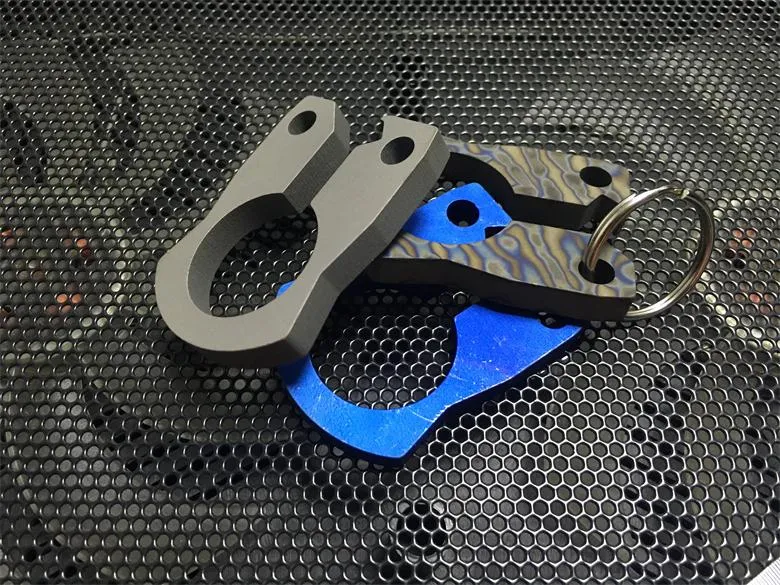 Multifunctional Titanium opener Tool Outdoor Knife EDC Outdoor Survival Camping Hunting Knife Fishing Tackle 