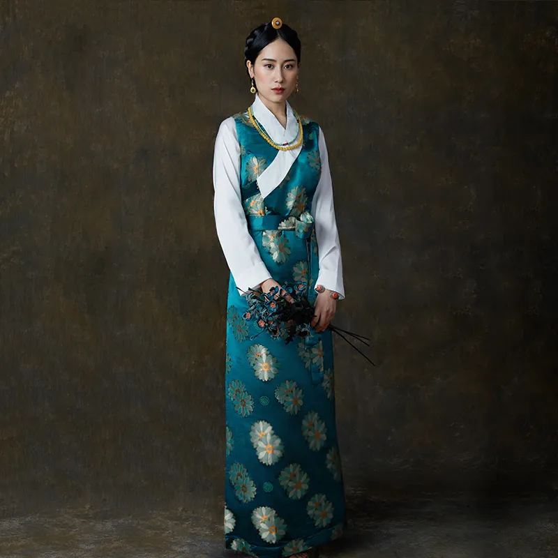 Silk Cotton Satin flowers Autumn Wear Tibetan Lhasa dress Tibet Daily Traditional Gown Robe Unique Ethnic minority clothes