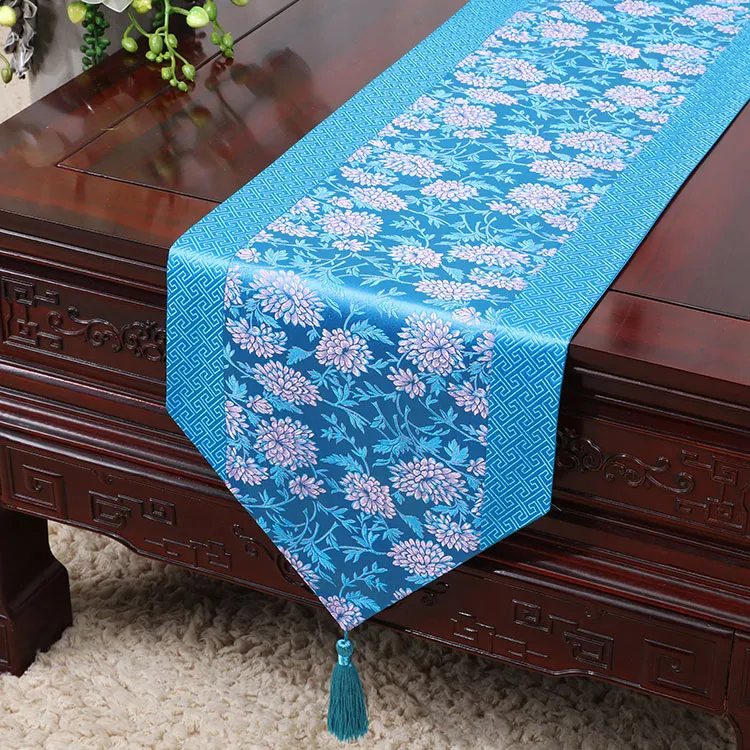 Senaste långa lyxiga silke tyg tabell löpare matbord matta placemat damastast jacquard soffebordduk för fest hem dekoration 200x33 cm