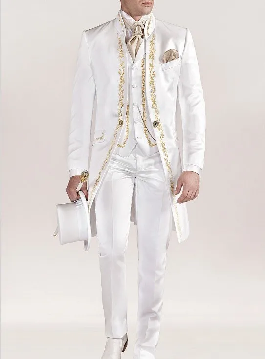 Custom Made Groomsmen Mandarin Lapel Groom Tuxedos White Men Suits Embroidery Wedding/Prom/Dinner Best Man Blazer (Jacket+Pants+Vest) K895