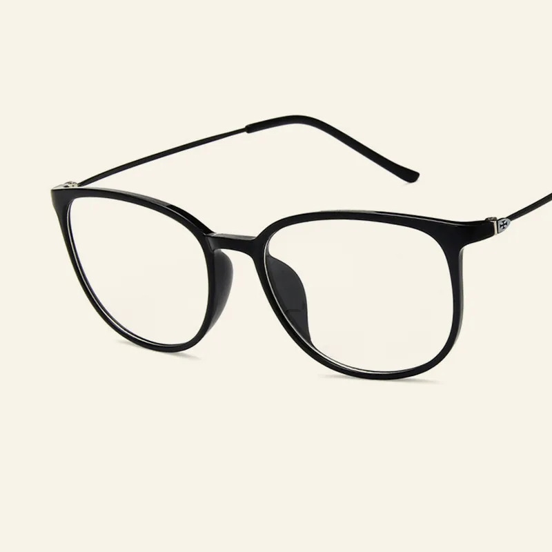 Ramar Den nya Ultra Light Eyeglass Rack Classic Fashion Korean -versionen Plain Mirror Men och Women kan matchas med myopia -ramar.