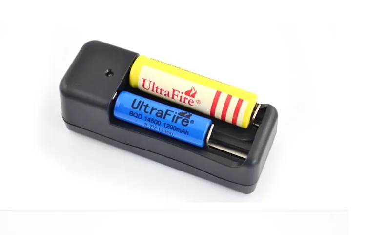 18350 18650 26650 li-ion battery EU US charge double dual slots charger universal rechargeable lithium ion batteries charger for DHL