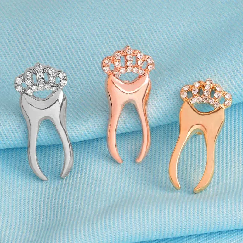 Goud Zilver Rose Tooth Broche Pin met Crystal Crown Tandarts Arts Verpleegkundige Afstuderen Gift Medische Student Badage Revers Pin Fashion Borstpin