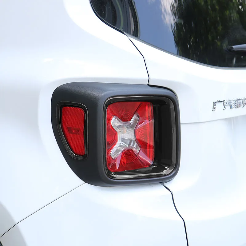 Decorazione della copertura della luce della lampada posteriore dell'auto Decorazione interna adatta Jeep Renegade 2015 2016 ABS Styling