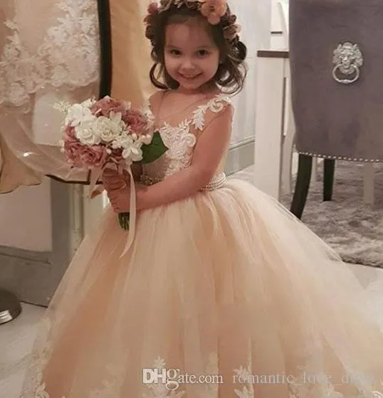 Flower Girl Abiti per matrimoni Appliques Pizzo Abito da ballo in pizzo Champagne First Comunione Dress Girls Pageant Abiti da festa