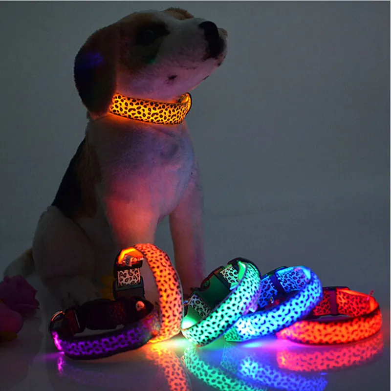 LED طوق الكلب ضوء فلاش ليوبارد طوق جرو ليلة سلامة كلب الياقات المنتجات للكلاب طوق ملون ضوء فلاش الرقبة