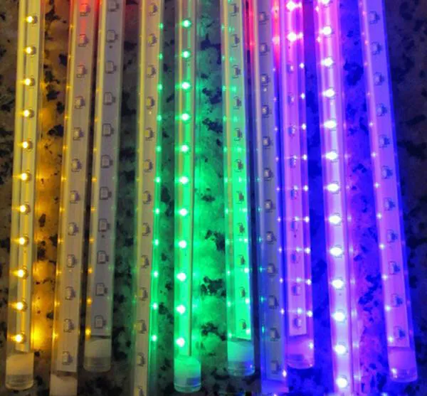 Led 2017 8 Teile/satz Schneefall LED Streifen Licht Weihnachten lichter Regen Rohr Meteorschauer Regen LED-Lichtröhren 100-240 V EU/Us-stecker