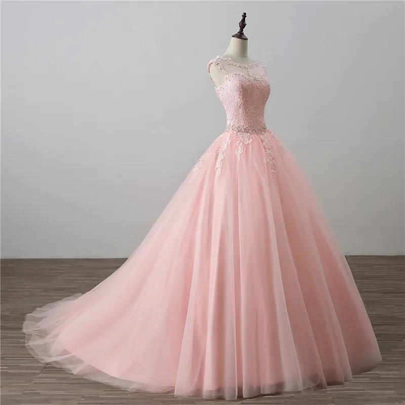 2018 El más nuevo vestido de fiesta Vestidos de quinceañera con cuentas Prom Sweet 16 Vestido de talla grande con cordones Vestido De 15 Anos Q80