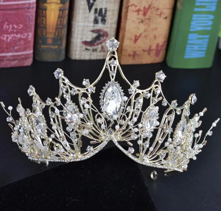 STOCK 2020 Royal Gold Designer con copricapo di cristallo scintillante Accessori da sposa Diademi corone per la festa di ballo di nozze Spedizione gratuita a buon mercato