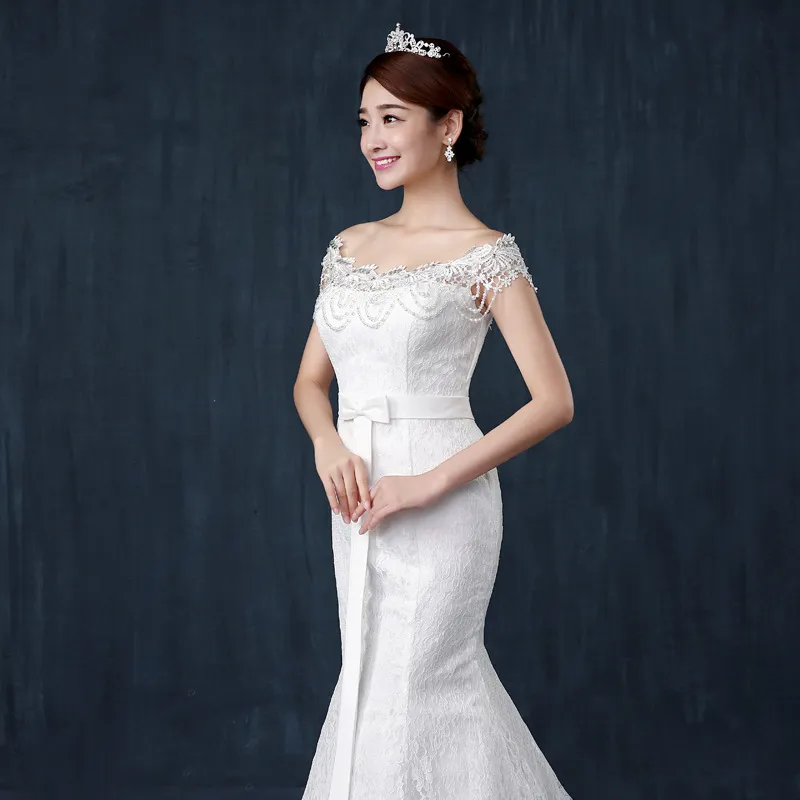 Livraison gratuite train de cour de sirène de haute qualité 2018 nouveau Design dentelle blanche princesse perle robes de mariée robes de bal de mariée mariage