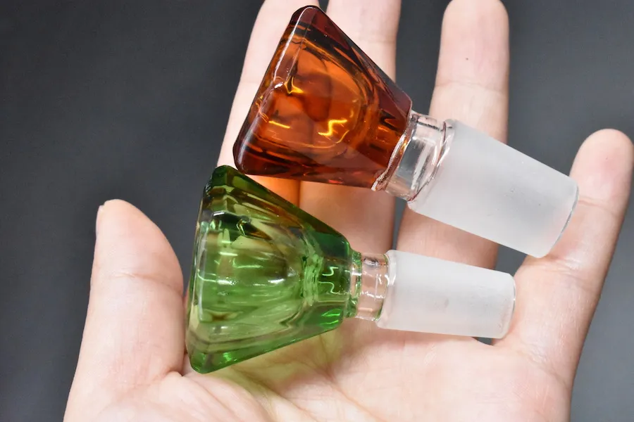 Pièces de bol en verre coloré pour bangs mâle 14mm 18mm bols en verre de diamant pour plates-formes pétrolières bangs en verre bol de tabac livraison gratuite