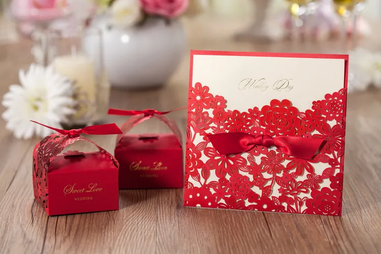 Bruiloft gunst geschenkdozen laser gesneden rode chocolade snoep doos grote kleine formaat holle papieren dozen