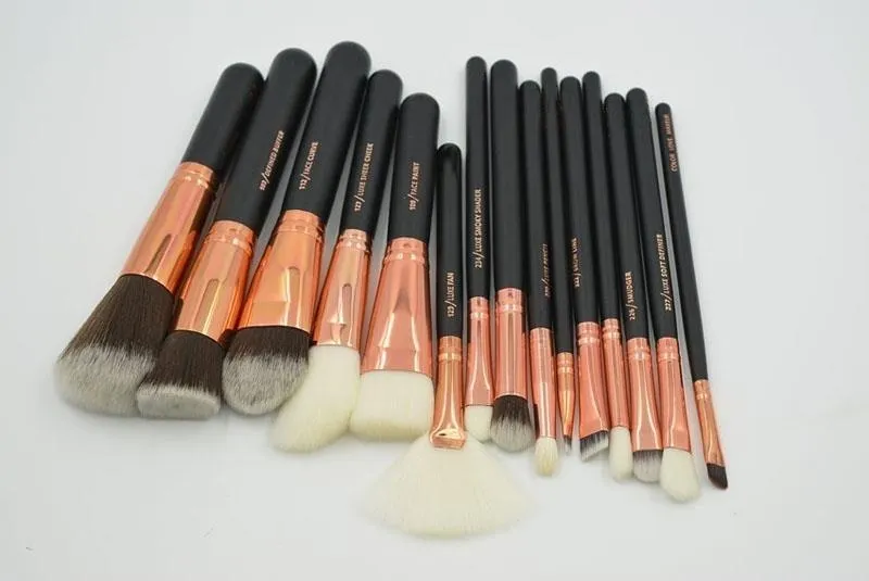 Kit di spazzole trucco set pennelli professionali basamenti in polvere Blush Brush Brush Kit di spazzola ombretto DHL 1814886