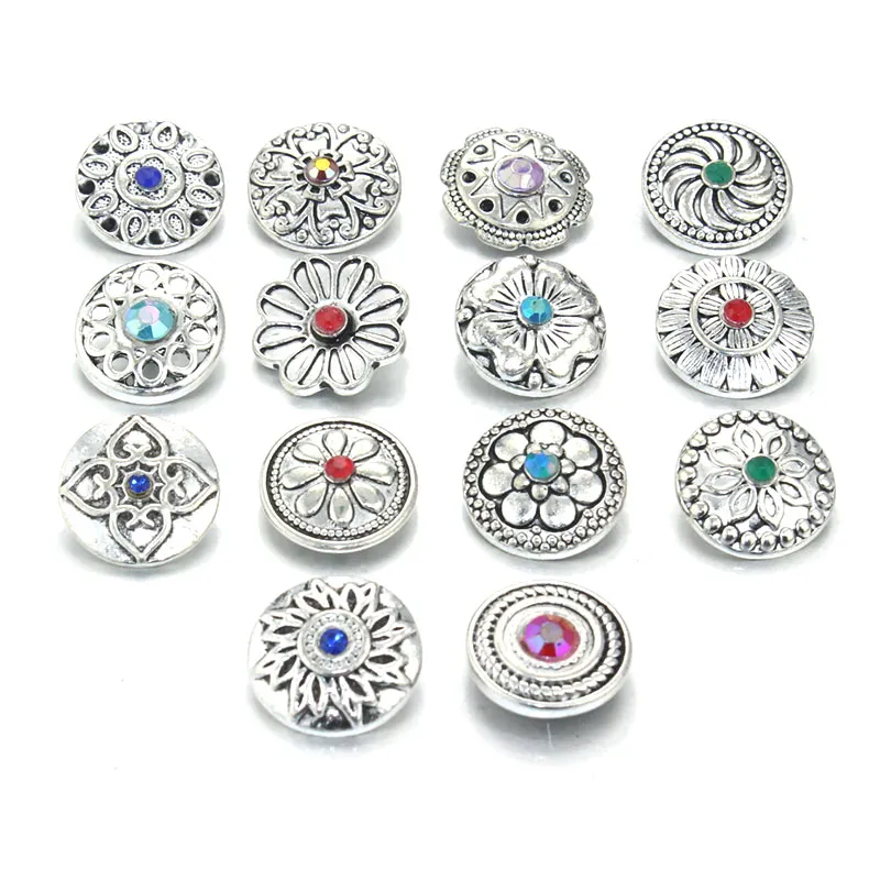 10pcs/lot rastgele karışık takılar rhinestone metal düğmesi basın düğmeleri kadınlar için 18mm bilezikler 8543