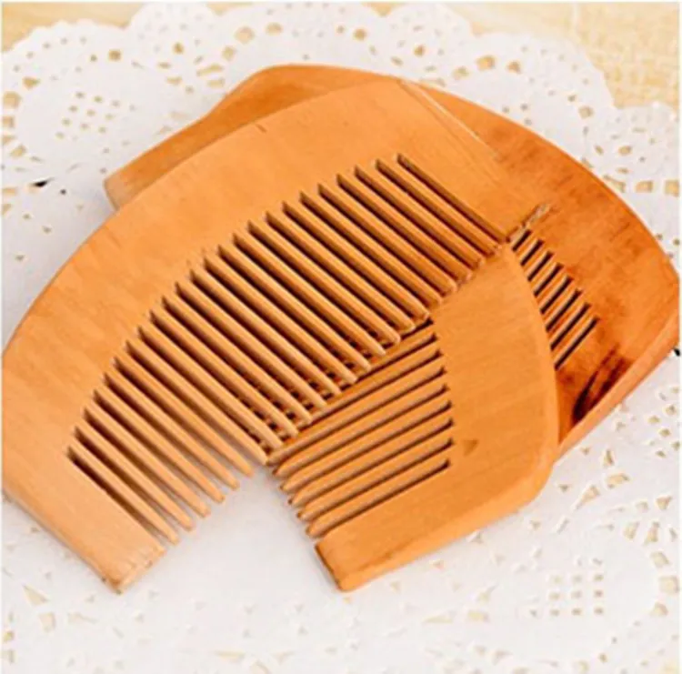 Gratis DHL Träkam Naturhälsa Peach Wood Anti-static Health Care Beard Comb Pocket Combs Hairbrush Massager Hair Styling Tool