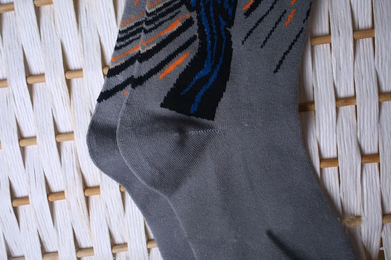 MOMOLEAF Chaussettes en coton imprimées de peinture célèbre pour homme Mona Lisa Nuit étoilée Chaussette de nouveauté amusante Confortable et respirante Cadeaux de Noël et du Nouvel An