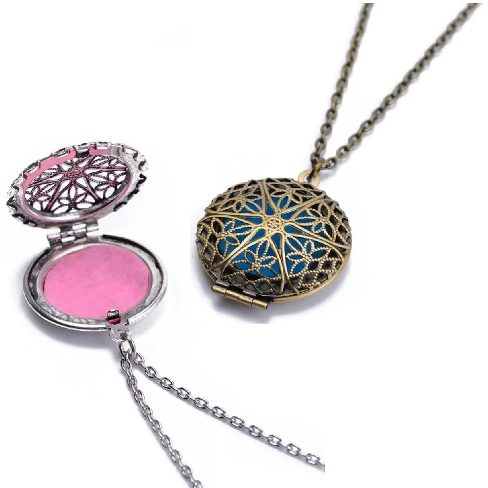 Vintage Opening Locket Pendant Necklace Copper Hollow Flowers Essential Oil Diffuser Necklaces Aromatherapy Pendants Jewelry