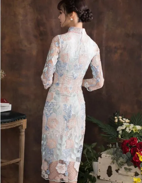 Hot Sale Summer Traditional Lace Chinese Cheongsam Long Style QiPao 2020 With 3/4 Long Sleeves Formal Gowns Dresses for Women