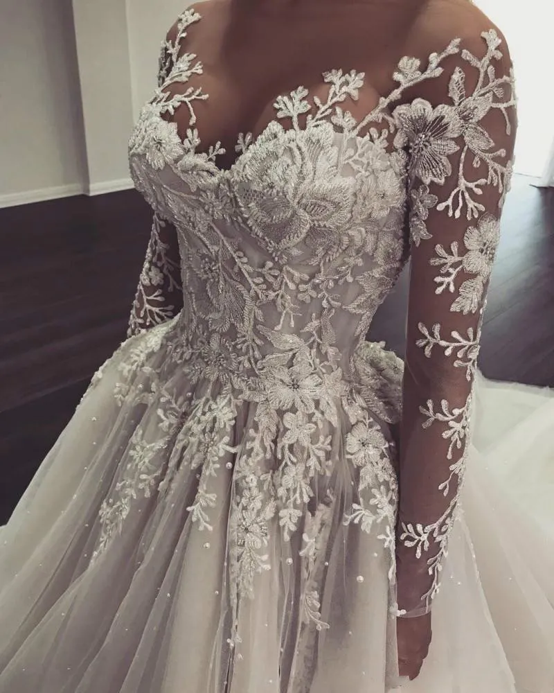 Utsökt blommig plusstorlek Saudiarabien Dubai Bröllopsklänningar Blomman Illusion Afrikansk Vestido de Noiva Bridal Gown Boll för Bride Custom