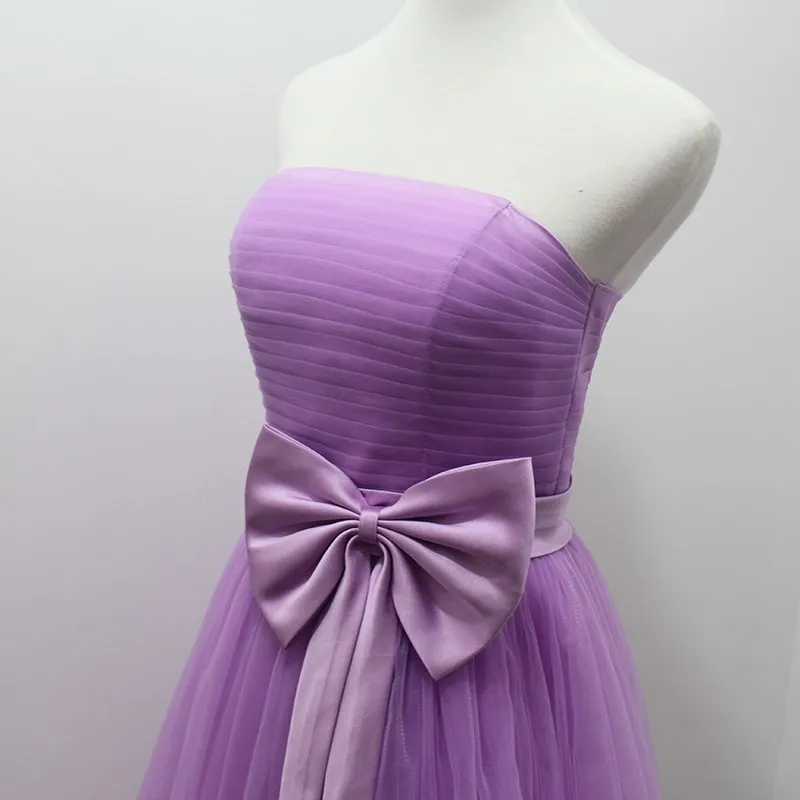 Robe de demoiselle d'honneur courte violet clair avec nœud sans bretelles plissée Robe de soirée de mariage Tull simple Image réelle