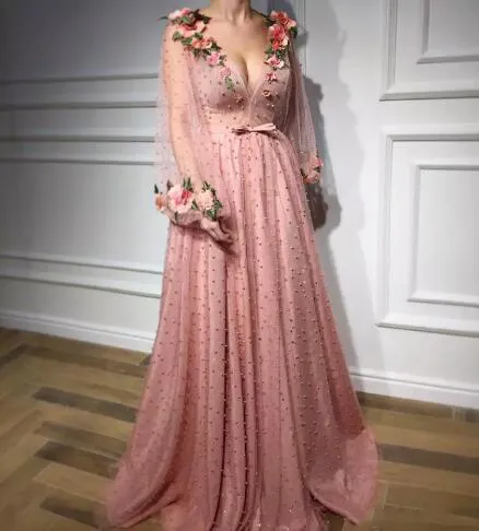Prachtige bloem prom dresses 2018 parels kralen diep v-hals avondjurken Saoedi-Arabische illusie lange mouwen formele feestjurk vestidos