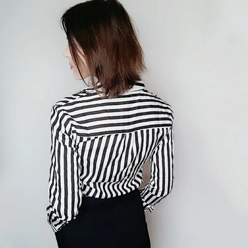 Blusas listradas femininas best sale 2018