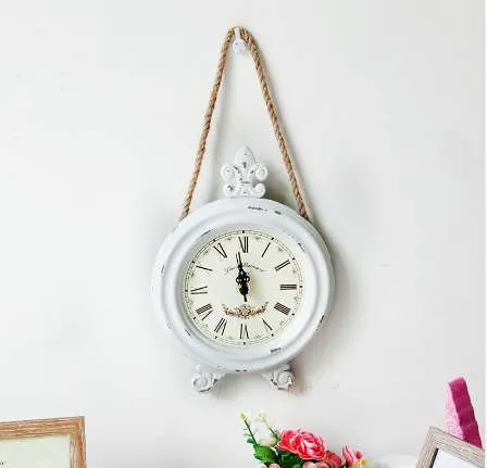 European Retro Vintage Wooden Clock Ornaments Slient Wall Hanging