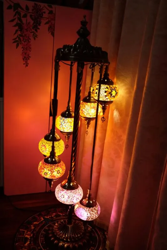 Europäische retro romantische mediterrane Wohnzimmer Schlafzimmer Persönlichkeit kreative handgemachte Glas türkische Stehlampe