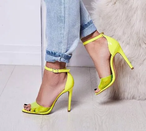 2018 Nowe Kobiety Moda Wysokie Obcasy Cienkie Obcasy Pompy Party Shoes Pvc Kostki Pasek Pompy Sukienka Buty Przeglądaj przez Sexy Heeled