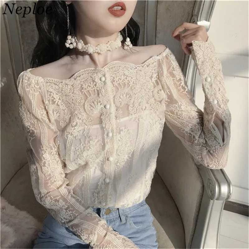 NEPLOE SEXY SLASH-hals Dames Kant Shirts 2018 Koreaanse Lente Mode Perspectief Tweedelige Blouse Single Breasted Blusas 66993