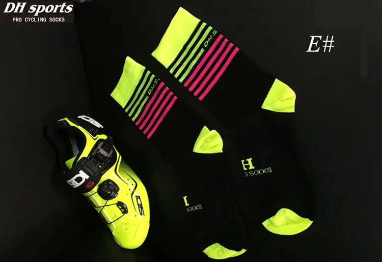 Chaussettes de cyclisme Chaussettes de sport de marque professionnelle de haute qualité Chaussettes de vélo respirantes