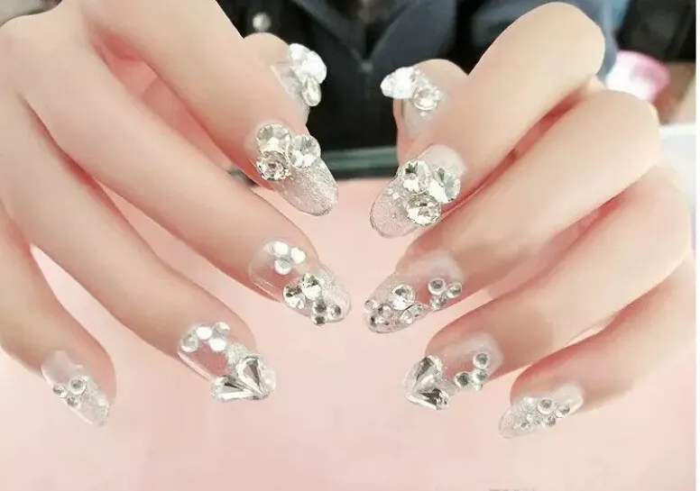 1440 adet / grup Nail Art Glitter Rhinestones Beyaz Crystal Clear Flatback DIY İpuçları Sticker Boncuk Tırnak Takı Aksesuar ÜCRETSIZ NAKLIYE