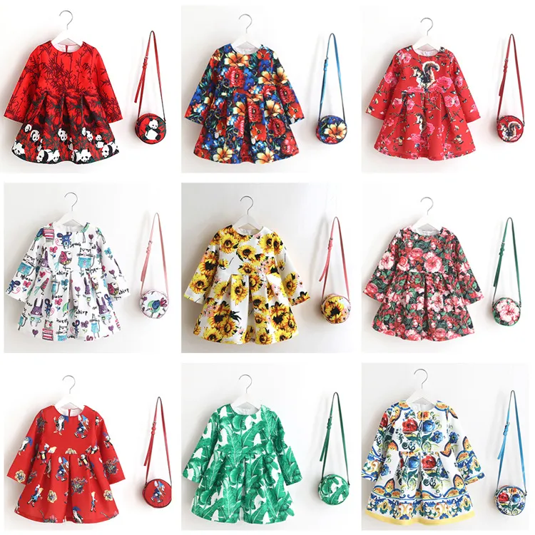 Vêtements pour enfants Robe de bébé 2018 Robe de plage d'impression de dessin animé d'été avec sacs à bandoulière ronds assortis 2 pièces Ensembles Filles Princesse Vêtements Sacs à main