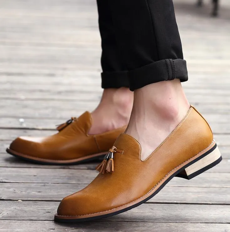 Homens Sapatos de Vestido de Qualidade Homens Sapato Formal Lace-up Dos Homens de Negócios Sapatos Oxford Designer de Casamento Dos Homens Sapato Pointy