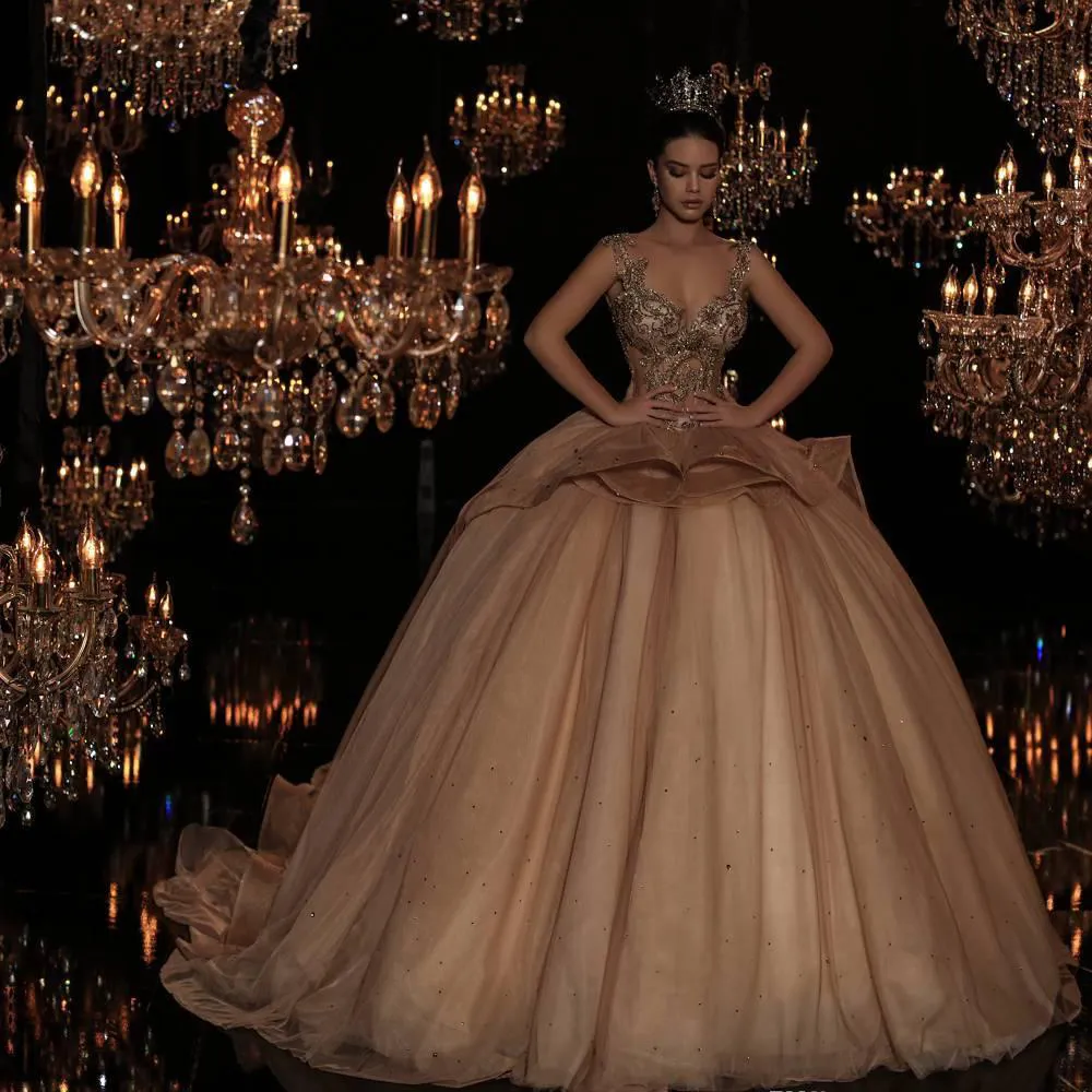Champagne de lujo vestido de bola vestidos de novia de cristal y perlas correa de espagueti Champagne de lujo vestido de bola vestidos de novia de cristal y perlas correa de espagueti