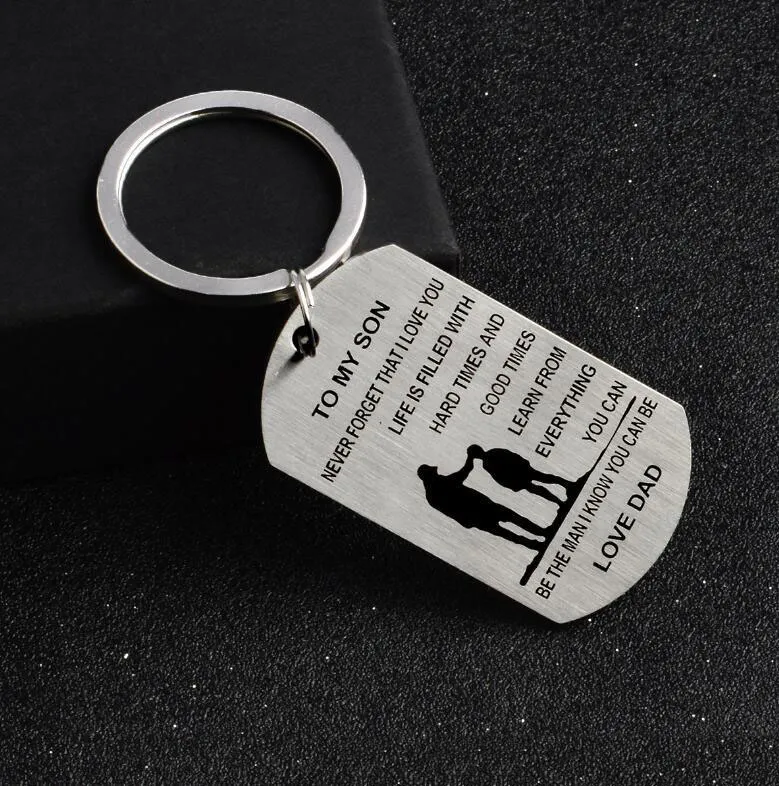 Papa moeder naar mijn zoon aan mijn dochter Sleutel ringen gepersonaliseerde aangepaste militaire hond tags hanger cadeau - vergeet nooit dat ik van je houd