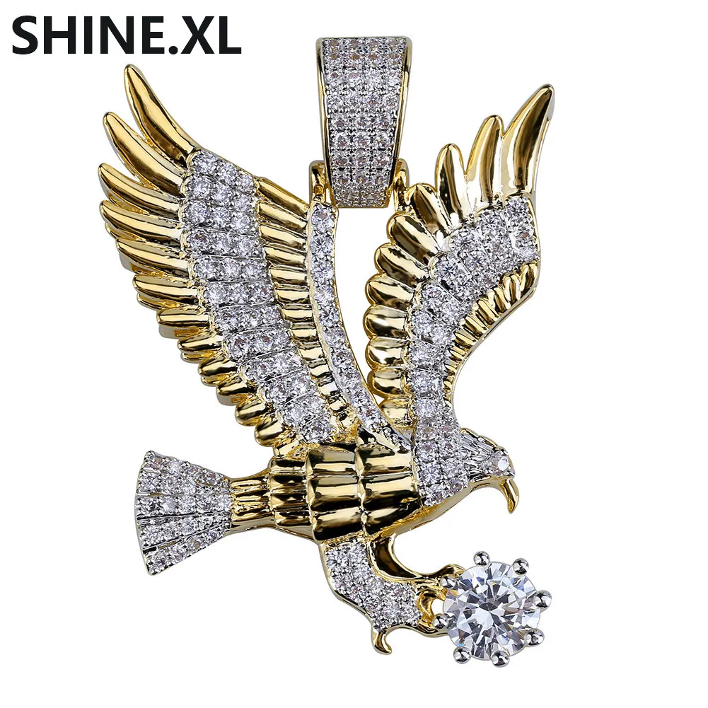 Män Halsband Guldfärg Pläterad Flyga Eagle Pendant Halsband Micro Pave Zircon Fashion Animal Smycken Partihandel