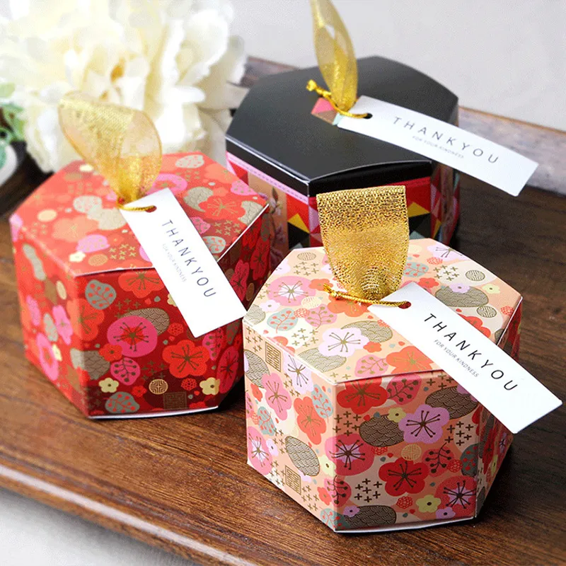 3 colori Plum Blossom Cherry Flower Pattern Paper Candy Box Scatola di imballaggio per gioielli di alta qualità Confezione regalo per bomboniere