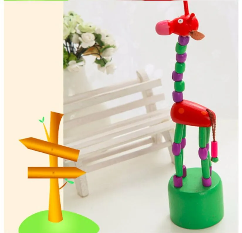 Färgglada träblock Rocking Giraff Toy för Baby Barnvagn Toddler Kids Educational Dancing Wire Toys Kids Pram Tillbehör