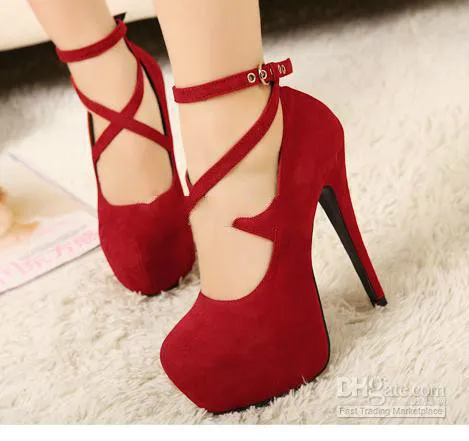 2013 New Red Strappy Saltos Bombas Sexy Wedding Club Party Plataforma Alta Stiletto Calcanhares Sapatos