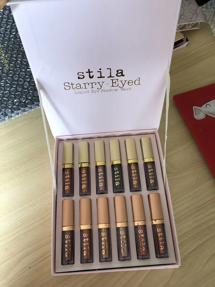 Eye for Elegance Set Starry-Eyed Liquid Eyeshadow Vault Travel Makeup Glow Set Eye Cosmetics for Girls 1568947