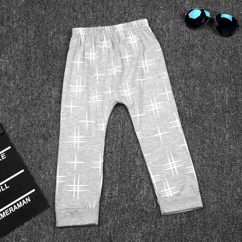Bebek Giysileri Boys Giyim Setleri 2018 Yaz INS Rahat Tarzı Bebek Pamuk Suits Spor T Gömlek + Pantolon 2 Parça Çocuklar Çocuk Suits
