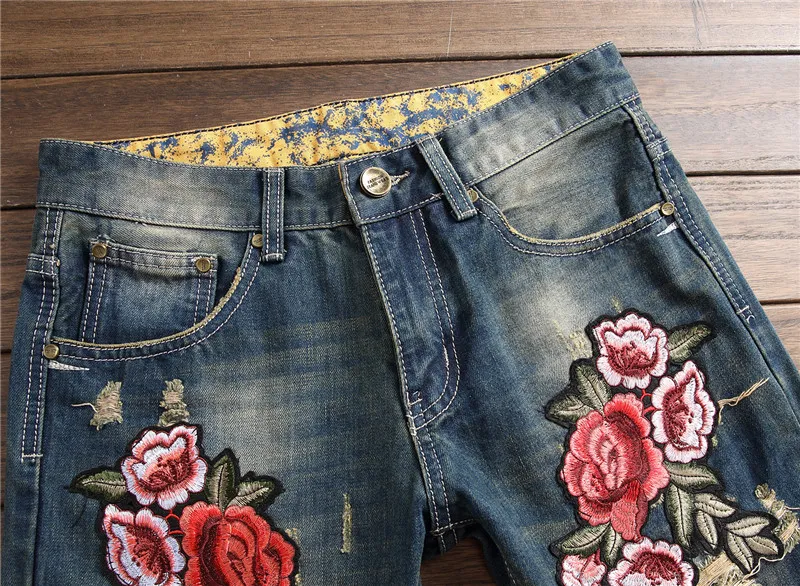 Jeans italiani on sale