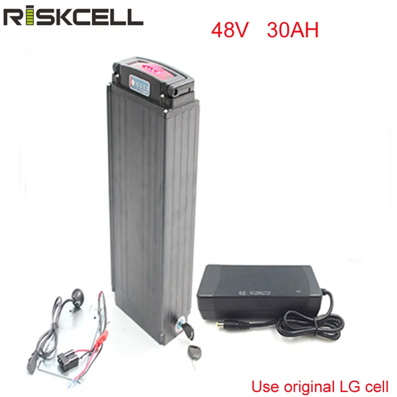 Bateria de íon de lítio Akku 48V 30AH Ebike Bateria de rack traseiro 48V 1000w motor bafang com luzes traseiras para celular LG