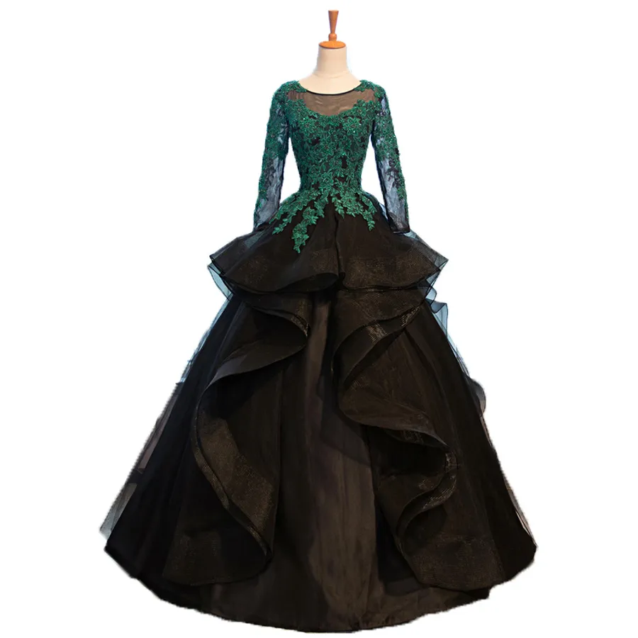 Abiti Quinceanera in pizzo nero unici maniche lunghe con paillettes in rilievo abito da ballo in tulle dolce 15 abiti abiti da ballo da sera gonfi su misura 2020